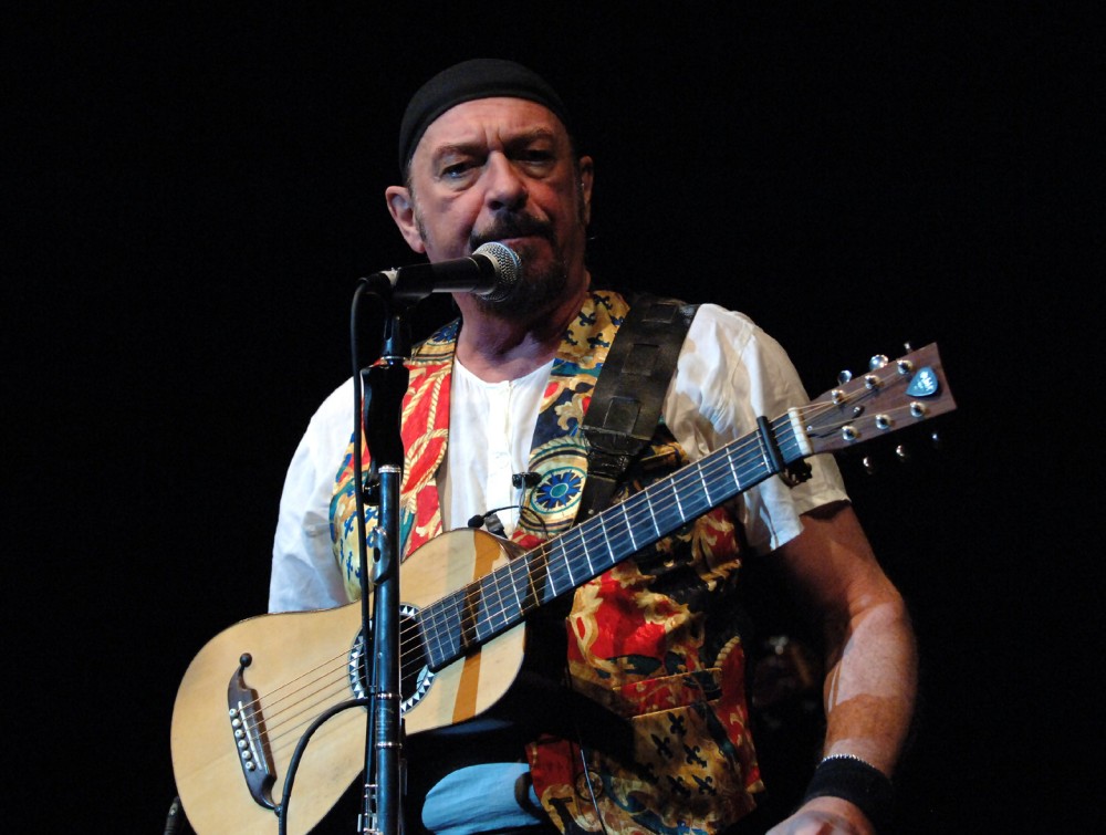 Ian Anderson #7