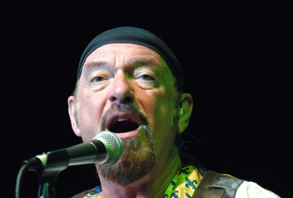 Ian Anderson #11