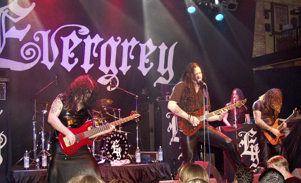 EVERGREY (LUCKY, 10-05-03)