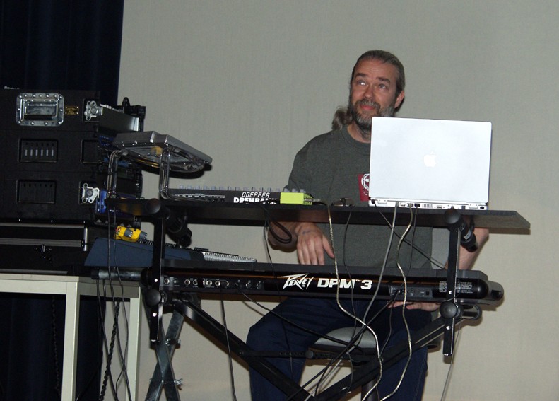 BODDY, IAN (ALFA CENTAURI FESTIVAL 15-05-’04)