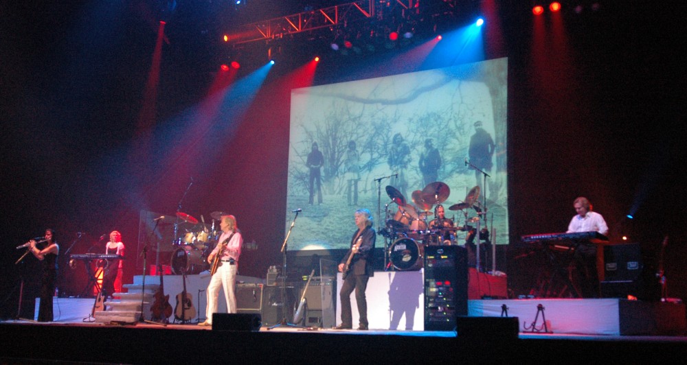 MOODY BLUES HEINEKEN MUSIC HALL