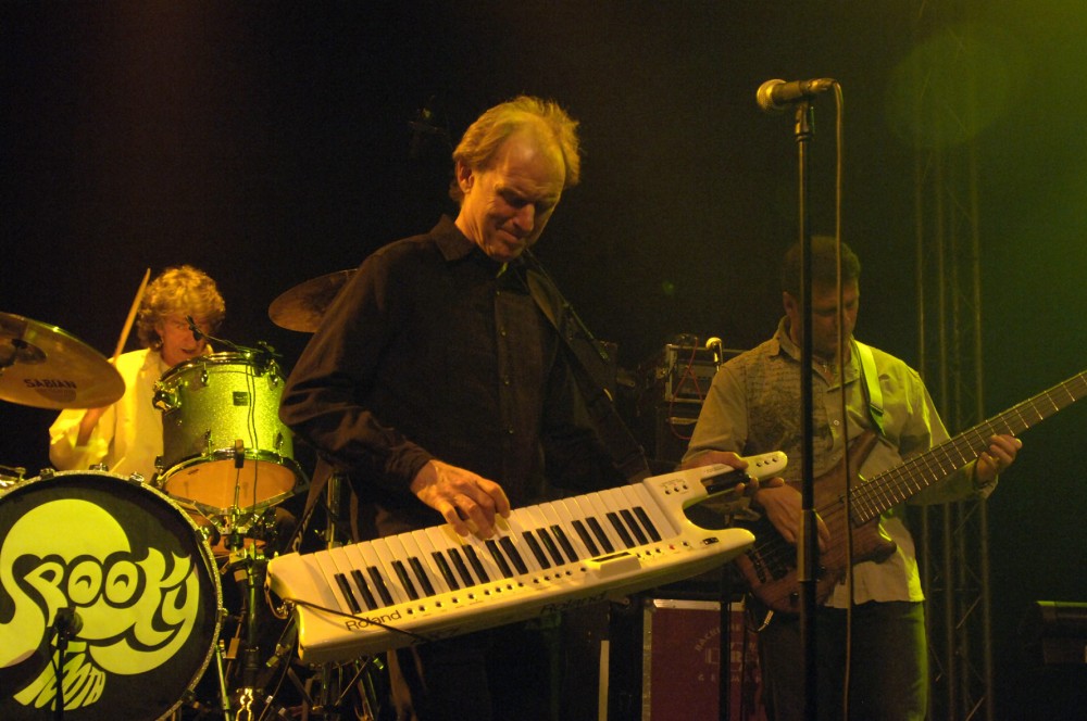 SPOOKY TOOTH BOERDERIJ