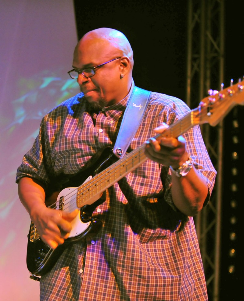 Melvin Davis #5