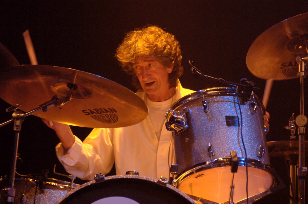 Mike Kellie #6