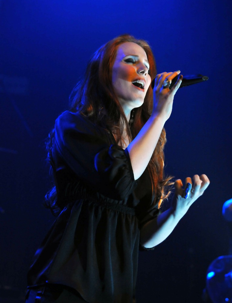 Simone Simons #4