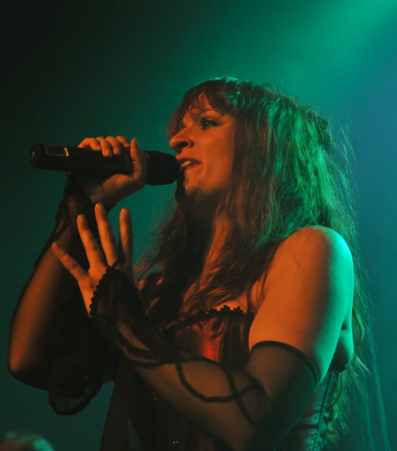 Lori Lewis #08