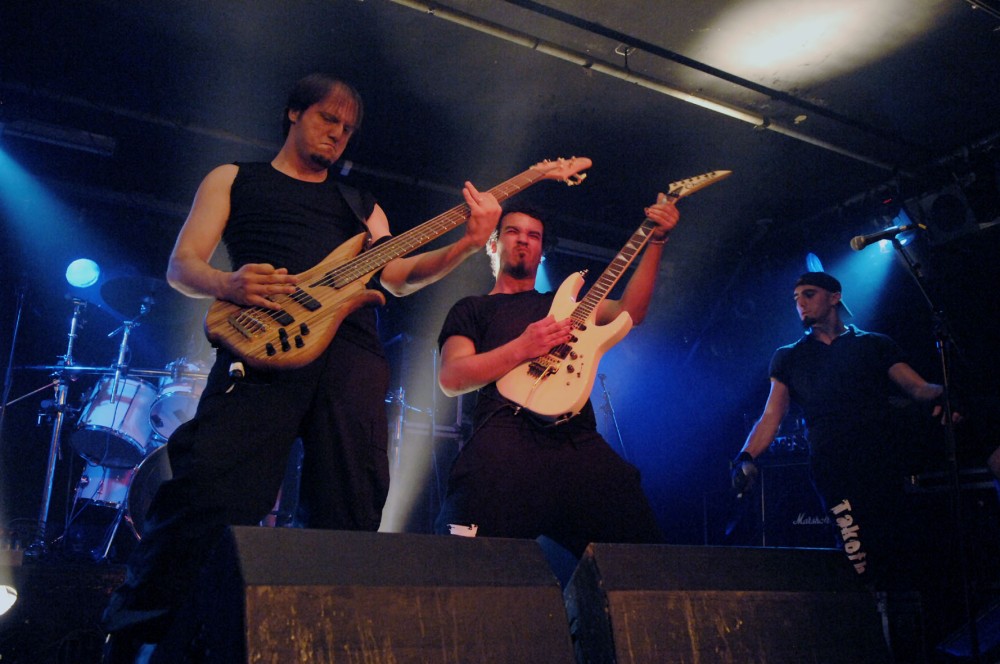 Band #02