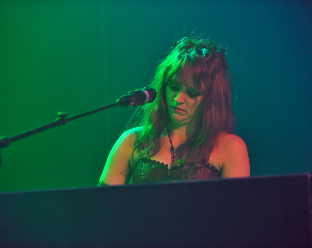 Lori Lewis #13