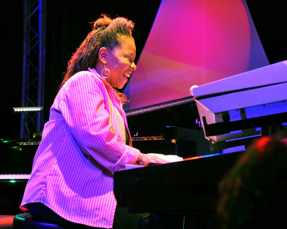Patrice Rushen #15