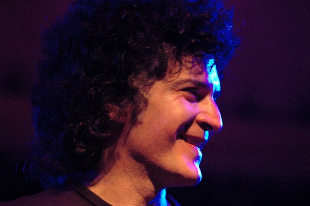 Gino Vanelli #4