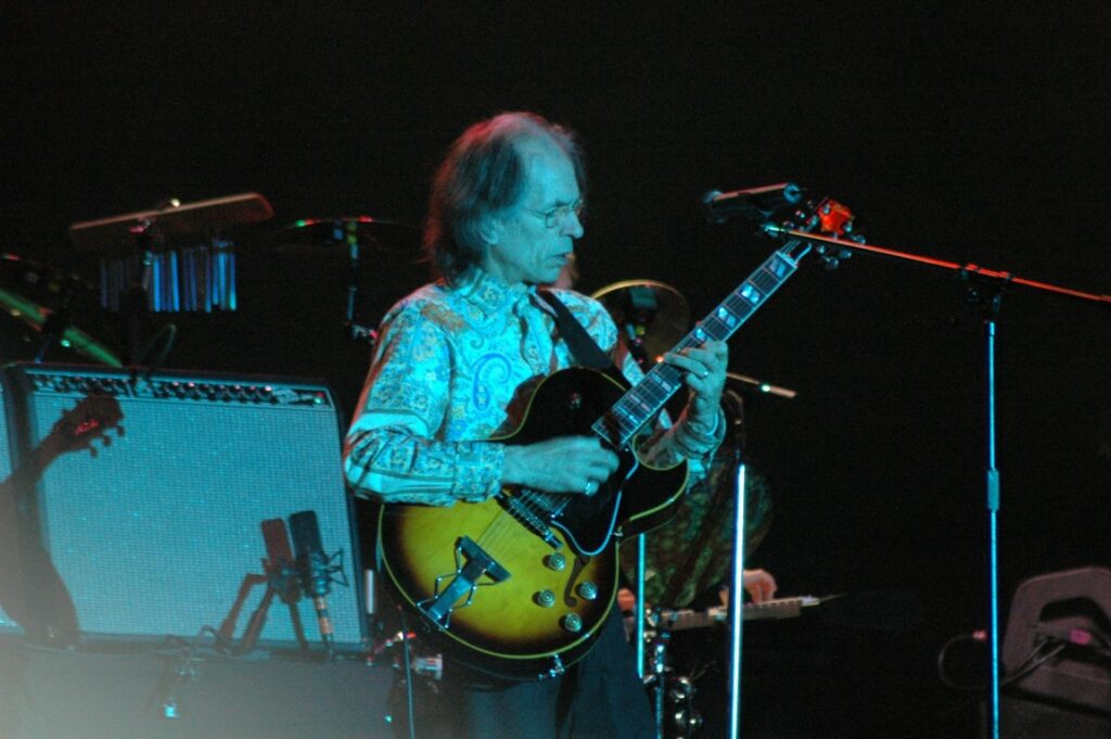 Steve Howe #1