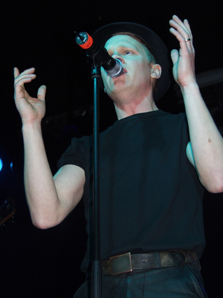 A.C.T. (PODIUM, 01-03-’03)